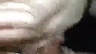 ميغان روكسكس هي امرأة قذرة الذهن تحب ممارسة الجنس غير الرسمي مع رجل أسود.