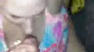 الرجال والنساء اللاتينية الدهون لديهم مجموعة من ثلاثة أشخاص مع وقحة مفلس، في غرفة النوم. الرجال والنساء اللاتينية الدهون لديهم مجموعة من ثلاثة أشخاص مع وقحة مفلس، في غرفة النوم.