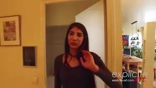 يحصل فاتنة الفرنسية الحلو خبطت في موقف هزلي ، في حين أن شريكها يئن من المتعة يحصل فاتنة الفرنسية الحلو خبطت في موقف هزلي ، في حين أن شريكها يئن من المتعة