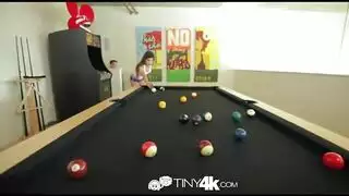 المؤخرة الكبيرة لاتينا في سن المراهقة يحصل لها ضيق الأحمق مارس الجنس من الصعب المؤخرة الكبيرة لاتينا في سن المراهقة يحصل لها ضيق الأحمق مارس الجنس من الصعب