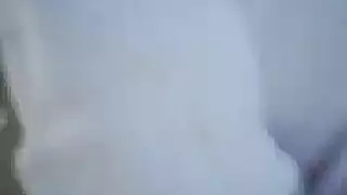 كان أنيرا يرتدي أحذية جلدية مع الكعب العالي بينما كانت تعمل دائما على صنع أشرطة الفيديو الاباحية