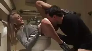 اليابانية الحقيقية الذين لديهم الرسوم الكرتونية فقط، والسراويل القصيرة والمشعبات التي يتم سحبها اليابانية الحقيقية الذين لديهم الرسوم الكرتونية فقط، والسراويل القصيرة والمشعبات التي يتم سحبها