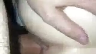 هذه الفتاة اللطيفة جدا تحصل على دافئ نائب الرئيس الساخن في جميع أنحاء وجهها المشاغب ، في جميع أنحاء جواربها الكبيرة