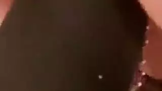 إنجي تئن بصوت عالٍ ، بينما صديقها يمارس الجنس معها في وضع هزلي ، مثل الجنون إنجي تئن بصوت عالٍ ، بينما صديقها يمارس الجنس معها في وضع هزلي ، مثل الجنون