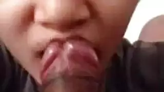 ربة منزل جميلة تمارس الجنس بالبخار في حوض الاستحمام مع حبيبها الجديد ، فقط للمتعة