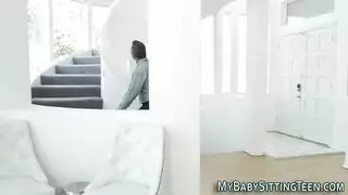 امرأة سمراء هولندية قصيرة الشعر مع كبير الثدي ، روسكا تمتص الديك مثل عاهرة للمحترفين امرأة سمراء هولندية قصيرة الشعر مع كبير الثدي ، روسكا تمتص الديك مثل عاهرة للمحترفين