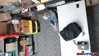 تبذل إيما هيكس قصارى جهدها لجعل حبيبها الجديد ينفجر من المتعة أثناء ممارسة الجنس تبذل إيما هيكس قصارى جهدها لجعل حبيبها الجديد ينفجر من المتعة أثناء ممارسة الجنس