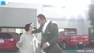 ناتشو فيدال يمارس الجنس مع سافانا كينواي ، بينما زوجته في العمل ، في نفس الوقت