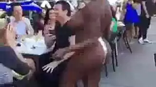 قررت سيدة الأبنوس الحصول على وظيفة تريدها: أولاً تحتاج إلى الحصول على العديد من ألعاب الجنس قررت سيدة الأبنوس الحصول على وظيفة تريدها: أولاً تحتاج إلى الحصول على العديد من ألعاب الجنس