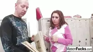 يستفيد ماسون مور في الفن، الذي يحب أن يمارس الجنس مع جارته غرفة المعيشة لها يستفيد ماسون مور في الفن، الذي يحب أن يمارس الجنس مع جارته غرفة المعيشة لها