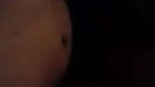 أيرين داني وشفاه يقيمان علاقة ثلاثية على الشرفة ، وهما يرتديان أزياء ومشدات من اللاتكس أيرين داني وشفاه يقيمان علاقة ثلاثية على الشرفة ، وهما يرتديان أزياء ومشدات من اللاتكس