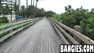 كبير الثدي في سن المراهقة يحصل على الوجه ضخمة من الاباحية جاي فوكس. كبير الثدي في سن المراهقة يحصل على الوجه ضخمة من الاباحية جاي فوكس.