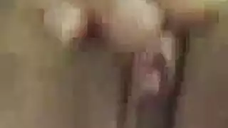 ساندرا وكاري ، فتاتان مفلستان ، ستفعلان أي شيء لتغطيتهما بشكل جيد بالحليب ساندرا وكاري ، فتاتان مفلستان ، ستفعلان أي شيء لتغطيتهما بشكل جيد بالحليب