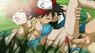 ضبابي حلو هو رفع أكبر دسار لها في بوسها المشعر، بينما على المكتب.