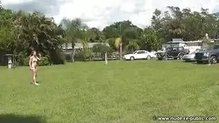 امرأة سمراء حسي، مطاردة كوري هي الثلاثي بالبخار مع صديقتها، يوم واحد في المنزل.