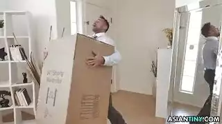 دمية الآسيوية صغيرتي يحصل بوسها و الأحمق اصابع الاتهام من قبل وكيل لدينا دمية الآسيوية صغيرتي يحصل بوسها و الأحمق اصابع الاتهام من قبل وكيل لدينا