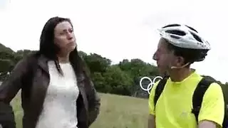 يتم تقييد جبهة مورو الأنيقة وجلدها خلال دروس الصباح الباكر ، لأنها ليست مشغولة يتم تقييد جبهة مورو الأنيقة وجلدها خلال دروس الصباح الباكر ، لأنها ليست مشغولة