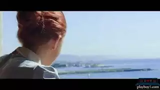 جبهة مورو الإسلامية الإسبانية بعقب ثابتة تفعل ذلك مع جارتها الأصغر سنا، في سريرها جبهة مورو الإسلامية الإسبانية بعقب ثابتة تفعل ذلك مع جارتها الأصغر سنا، في سريرها