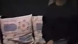 جرس شيسي جيد مع قدميها ويمكن أن تحصل عليها لعق عندما يريد الرجل العمل بجد