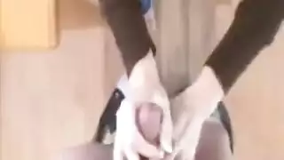 أجلخ قضيبي زوجي وهو ينكني ما بين بزازي الكبيرة حتى يقذف على وجهي أجلخ قضيبي زوجي وهو ينكني ما بين بزازي الكبيرة حتى يقذف على وجهي