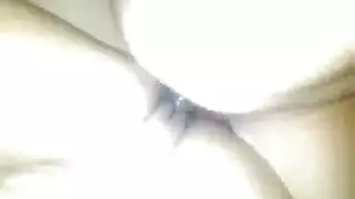 الكلبة الآسيوية فليرتي مع الثدي الصغيرة لديها النشوة الشديدة بينما على طاولة المطبخ الكلبة الآسيوية فليرتي مع الثدي الصغيرة لديها النشوة الشديدة بينما على طاولة المطبخ