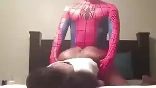 الجبهة الرائعة سعيدة دائما بتذوق نائب الرئيس الطازج، لأنها ترضي جميع رغبات جنسها. الجبهة الرائعة سعيدة دائما بتذوق نائب الرئيس الطازج، لأنها ترضي جميع رغبات جنسها.