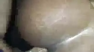 تُسمر امرأة الأبنوس على المسرح لأنها قرنية للغاية وتريد أن تضعها في نائب الرئيس تُسمر امرأة الأبنوس على المسرح لأنها قرنية للغاية وتريد أن تضعها في نائب الرئيس