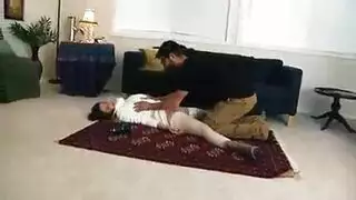 تم القبض على ستيلا كوكس التدخين على طول جارها ثم مارس الجنس منه للحفاظ عليه راضيا. تم القبض على ستيلا كوكس التدخين على طول جارها ثم مارس الجنس منه للحفاظ عليه راضيا.