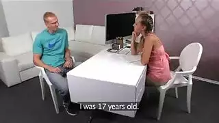 فاتنة لطيف وصديقها المثيرة ينام على أريكة لها، وتئن من المتعة بينما تعاني من هزات الجماع فاتنة لطيف وصديقها المثيرة ينام على أريكة لها، وتئن من المتعة بينما تعاني من هزات الجماع