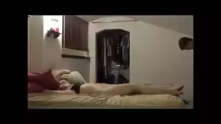 الأبن النياك يوصل امه الجميلة لأسخن نشوة في حياتها و يجعلها تقذف وتصرخ الأبن النياك يوصل امه الجميلة لأسخن نشوة في حياتها و يجعلها تقذف وتصرخ