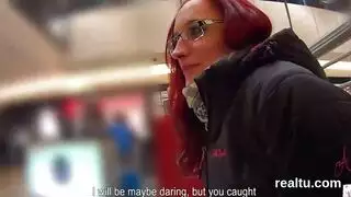 تم القبض على فتاة رائعة ومارس الجنس في السيارة ، في غرفة الفندق ، سيدة القط تم القبض على فتاة رائعة ومارس الجنس في السيارة ، في غرفة الفندق ، سيدة القط