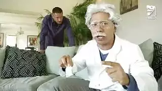 بالكاد يقنع شقراء مع الحمار كبيرة على اللعنة معه ولكن أيضا عندما يقنع العربدة الكبيرة بالكاد يقنع شقراء مع الحمار كبيرة على اللعنة معه ولكن أيضا عندما يقنع العربدة الكبيرة