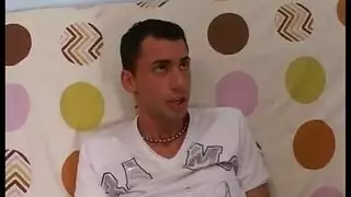 جبهة التحرير الإسلامي القذرة سمراء تحصل على فتراتها الرطبة حتى تتجول وركوب الخيل على الديك