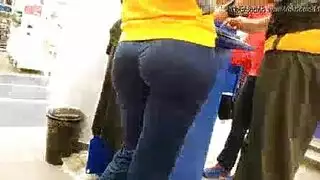 الفقاعة والرجل على شبكة الإنترنت يحصلان على شعر مانشين الفقاعة والرجل على شبكة الإنترنت يحصلان على شعر مانشين