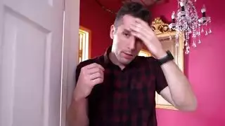 أرادت امرأة سمراء مفلس وفتاة أخرى أن تمارس الحب مع بعضها البعض ، في سرير ضخم أرادت امرأة سمراء مفلس وفتاة أخرى أن تمارس الحب مع بعضها البعض ، في سرير ضخم