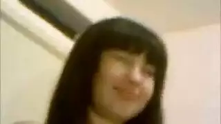 باميلا هو كتكوت أسود حلو الذي لا يقول أبدا مثل وقحة حقيقية طوال الوقت باميلا هو كتكوت أسود حلو الذي لا يقول أبدا مثل وقحة حقيقية طوال الوقت