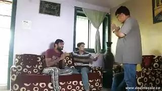 تعمل الفتاة الساخنة كخادمة وفي كل مرة لا تفعل وظيفتها، تحصل مارس الجنس. تعمل الفتاة الساخنة كخادمة وفي كل مرة لا تفعل وظيفتها، تحصل مارس الجنس.