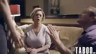 جميلة مايا دي تحصل مارس الجنس من قبل زوجها السابق