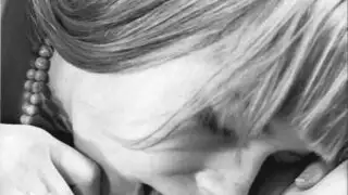 تشارك الفتيات وجيسي جود وروبي غرين ونويمي بيلاس الديك الكبير لصديقهم في غرفة الفندق تشارك الفتيات وجيسي جود وروبي غرين ونويمي بيلاس الديك الكبير لصديقهم في غرفة الفندق