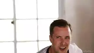 أب داعر شقي يساوم أبنته الساخنة على نيكها في الحرام مقابل قيادة سيارته أب داعر شقي يساوم أبنته الساخنة على نيكها في الحرام مقابل قيادة سيارته