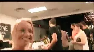 جمال شقراء جميل مع الشعر المجعد، يحب أن ينهار داني ممارسة الجنس مع رجل أسود جمال شقراء جميل مع الشعر المجعد، يحب أن ينهار داني ممارسة الجنس مع رجل أسود