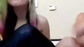 زوجان مثليه رائع، ديانا ينشر ساقيها واسعة من المتأنق قرنية في فترة ما بعد الظهر. زوجان مثليه رائع، ديانا ينشر ساقيها واسعة من المتأنق قرنية في فترة ما بعد الظهر.