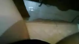 فاتنة عارية تجلس على الأريكة ، في حين أن جارتها اللعينة تمارس الجنس مع العضو التناسلي النسوي فاتنة عارية تجلس على الأريكة ، في حين أن جارتها اللعينة تمارس الجنس مع العضو التناسلي النسوي