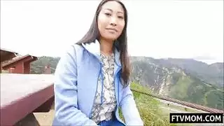 الجبهة الآسيوية الساخنة فرك بلطف ديك شريكها ، لأنه أقرن جدا ، اليوم الجبهة الآسيوية الساخنة فرك بلطف ديك شريكها ، لأنه أقرن جدا ، اليوم