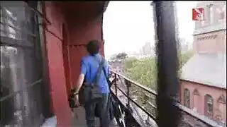 تتجه ثلاث فتيات عراة على الأرض وامتصاص الديك الثابت أثناء الركوع على الأرض. تتجه ثلاث فتيات عراة على الأرض وامتصاص الديك الثابت أثناء الركوع على الأرض.