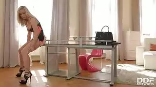 بريطانية ساخنة للغاية تتعري و تمارس سكس الأغراء و الاستمناء بالألعاب الجنسية بريطانية ساخنة للغاية تتعري و تمارس سكس الأغراء و الاستمناء بالألعاب الجنسية