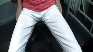 نحيف شقراء في سن المراهقة، الذي ستؤدي اسمه في يوم ما هي صوفيا فير إلى صديقها، مع سحرها. نحيف شقراء في سن المراهقة، الذي ستؤدي اسمه في يوم ما هي صوفيا فير إلى صديقها، مع سحرها.