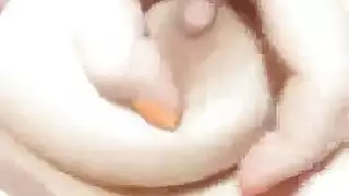 أحلى جسم عربي أبيض حليب لفتاة بكر تلعب في احلى بزاز ناعمة طرية في سريرها أحلى جسم عربي أبيض حليب لفتاة بكر تلعب في احلى بزاز ناعمة طرية في سريرها