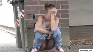 الأطفال الناضجة هم الحفلات معا وممارسة الجنس سرا مع أصدقائهم الحميمين أو أصدقائهن الأطفال الناضجة هم الحفلات معا وممارسة الجنس سرا مع أصدقائهم الحميمين أو أصدقائهن