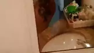 سابرينا هي امرأة ناضجة بريطانية تحب ممارسة الجنس مع ديفيد فينيكس خلال ساعات عملها العادية. سابرينا هي امرأة ناضجة بريطانية تحب ممارسة الجنس مع ديفيد فينيكس خلال ساعات عملها العادية.